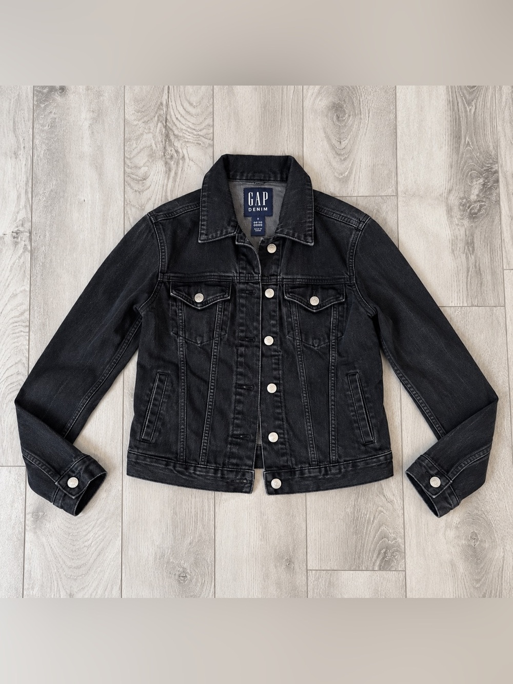 GAP Black Denim Trucker Jacket Women’s Size S Washed Jean Jacket Classic